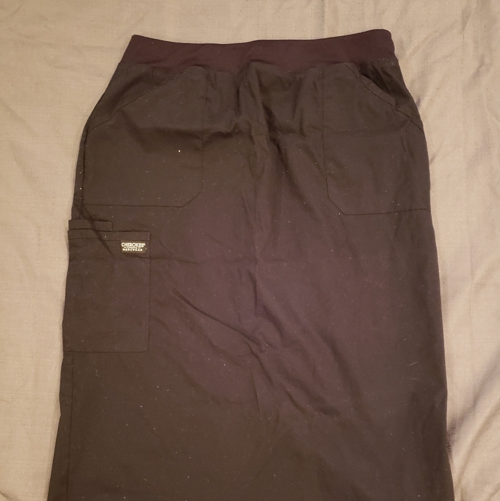 Black scrub skirt Cherokee large